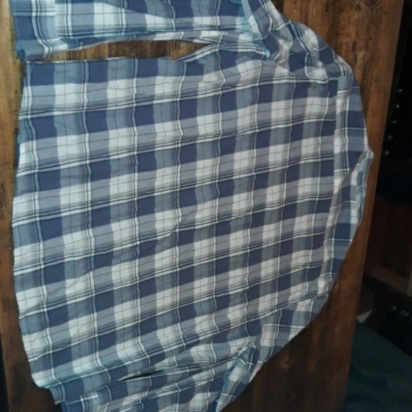 Mens button down - Picture 3 of 3